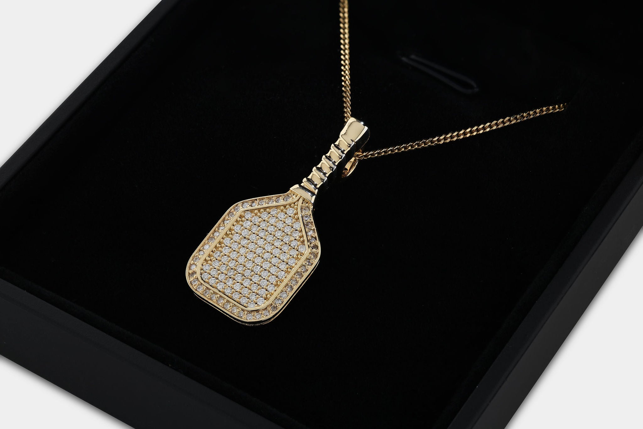 White Moissanite Paddelle