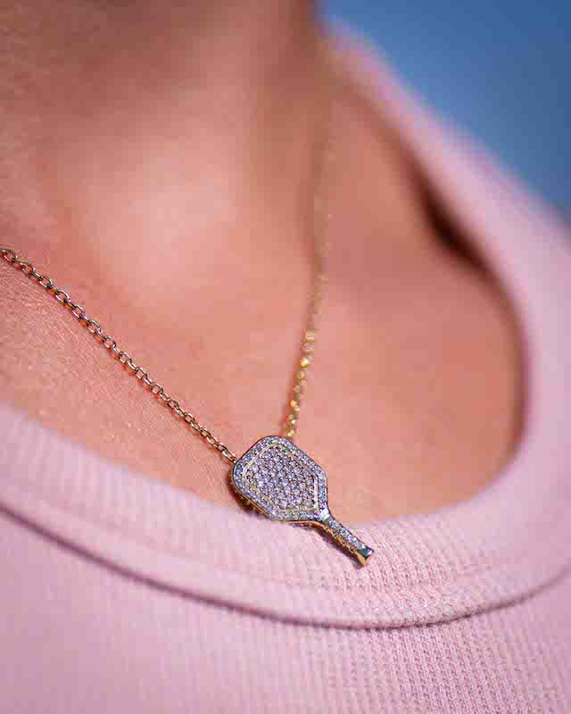 SILVER BLUE AND WHITE DIAMOND SET PADDELLE